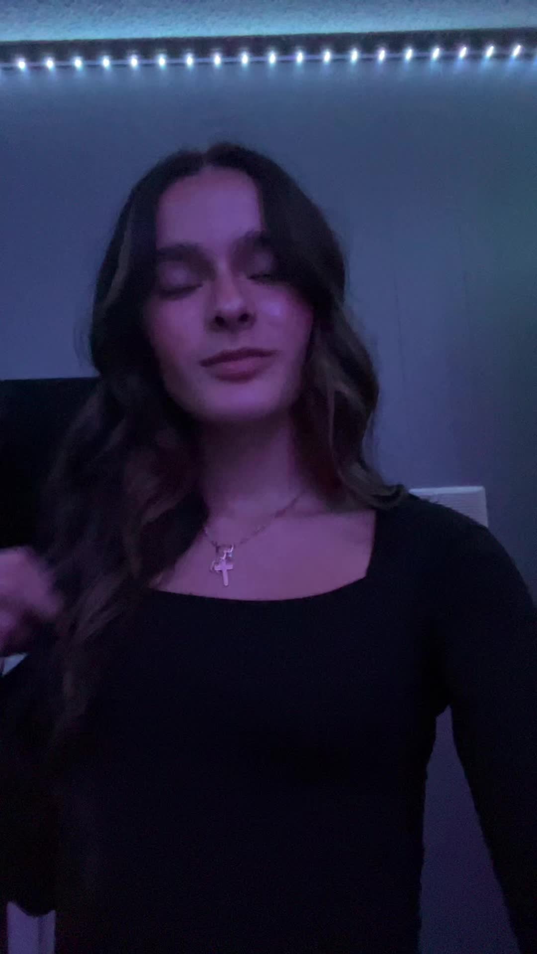 @b r e