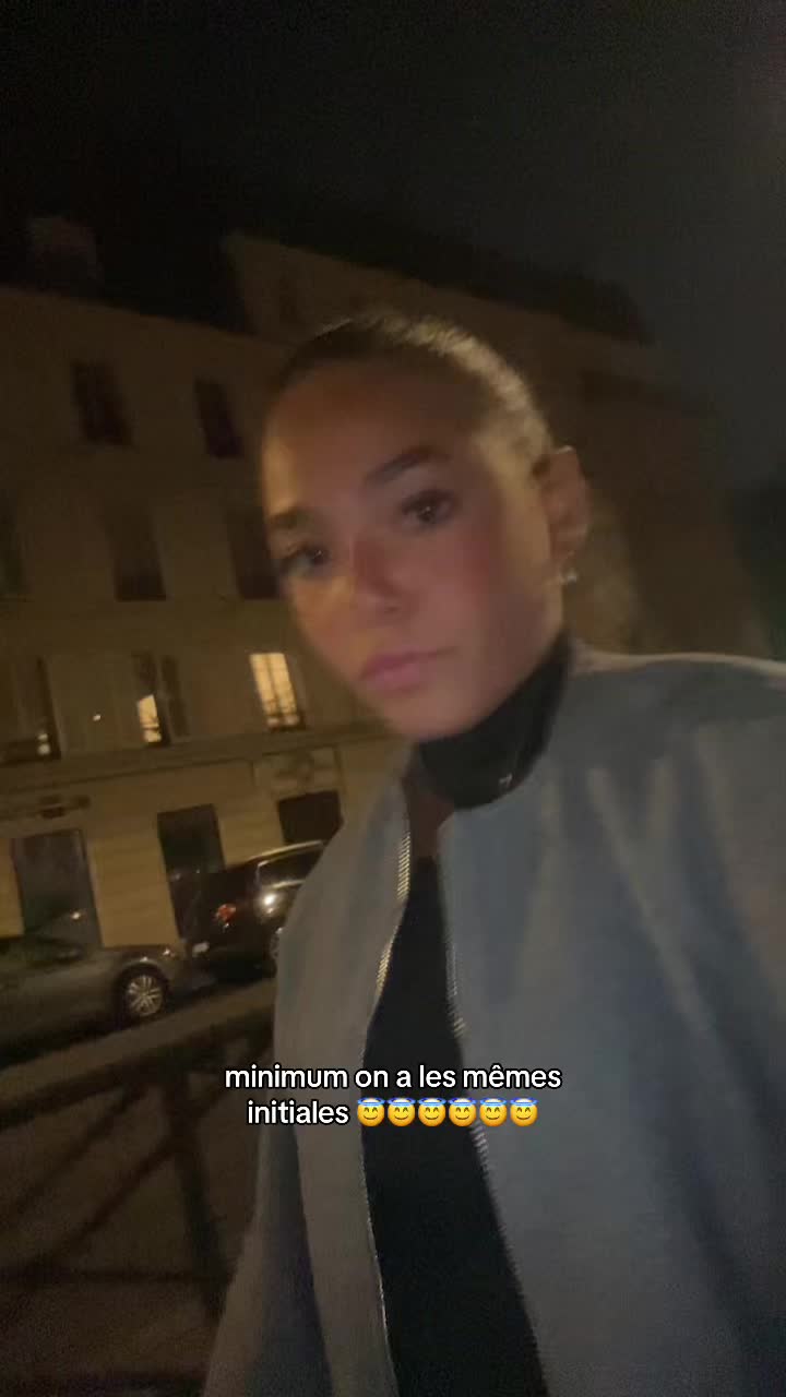 @sh&eacute;rone👩🏽&zwj;❤️&zwj;💋&zwj;👩🏽
