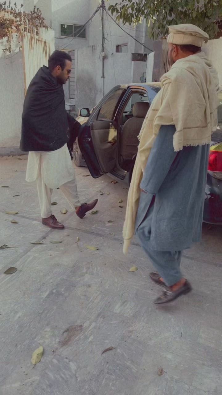 @Rana&ensp;Aurangzaib🦁