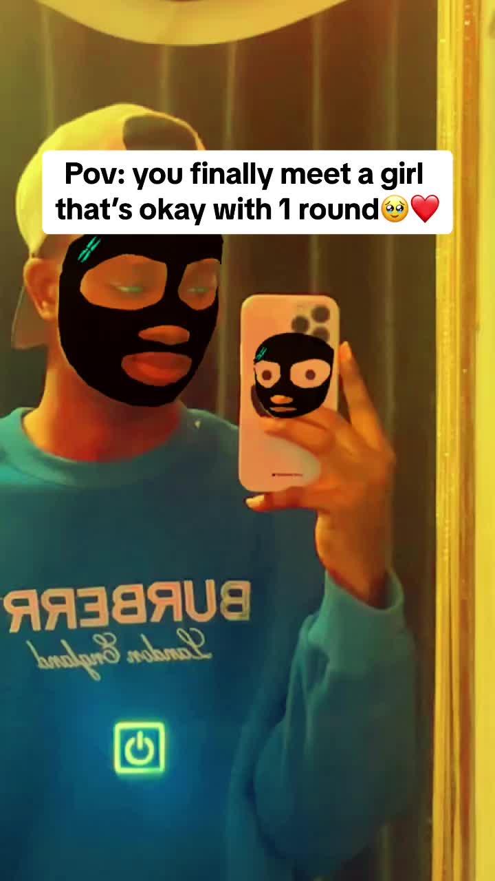 @𝔄𝔩𝔣𝔯𝔢𝔡 𝔍𝔫𝔯 😈🖤