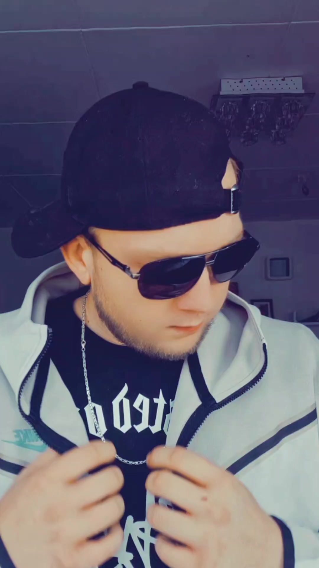 @𝒁𝖎𝖓𝖉𝖊𝖑
