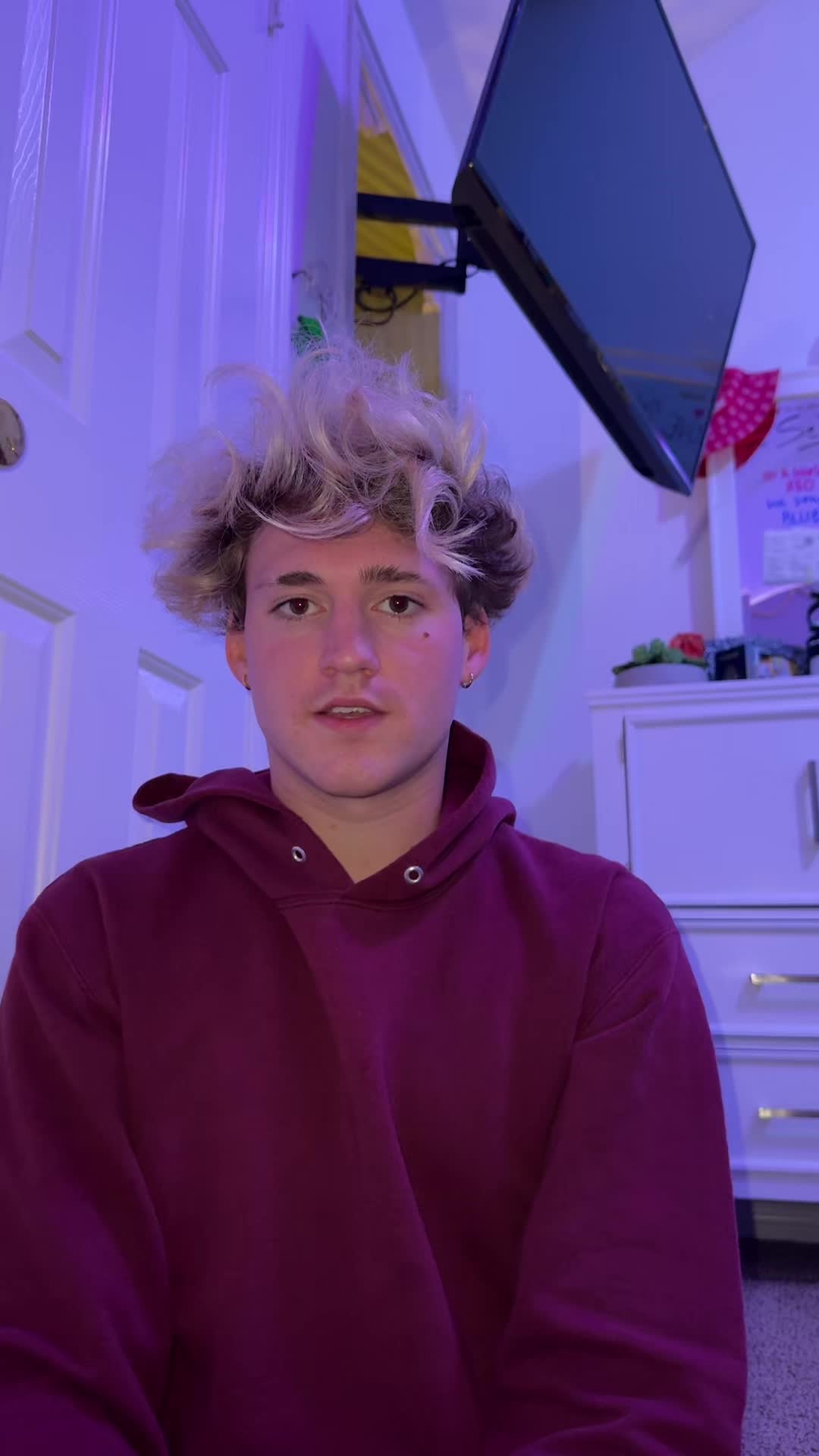 @N8RSK8RS