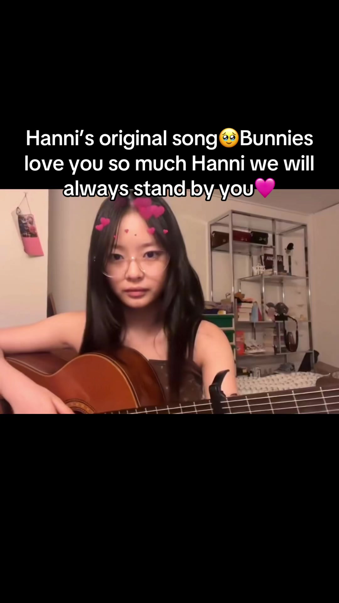 @hollyjthomas