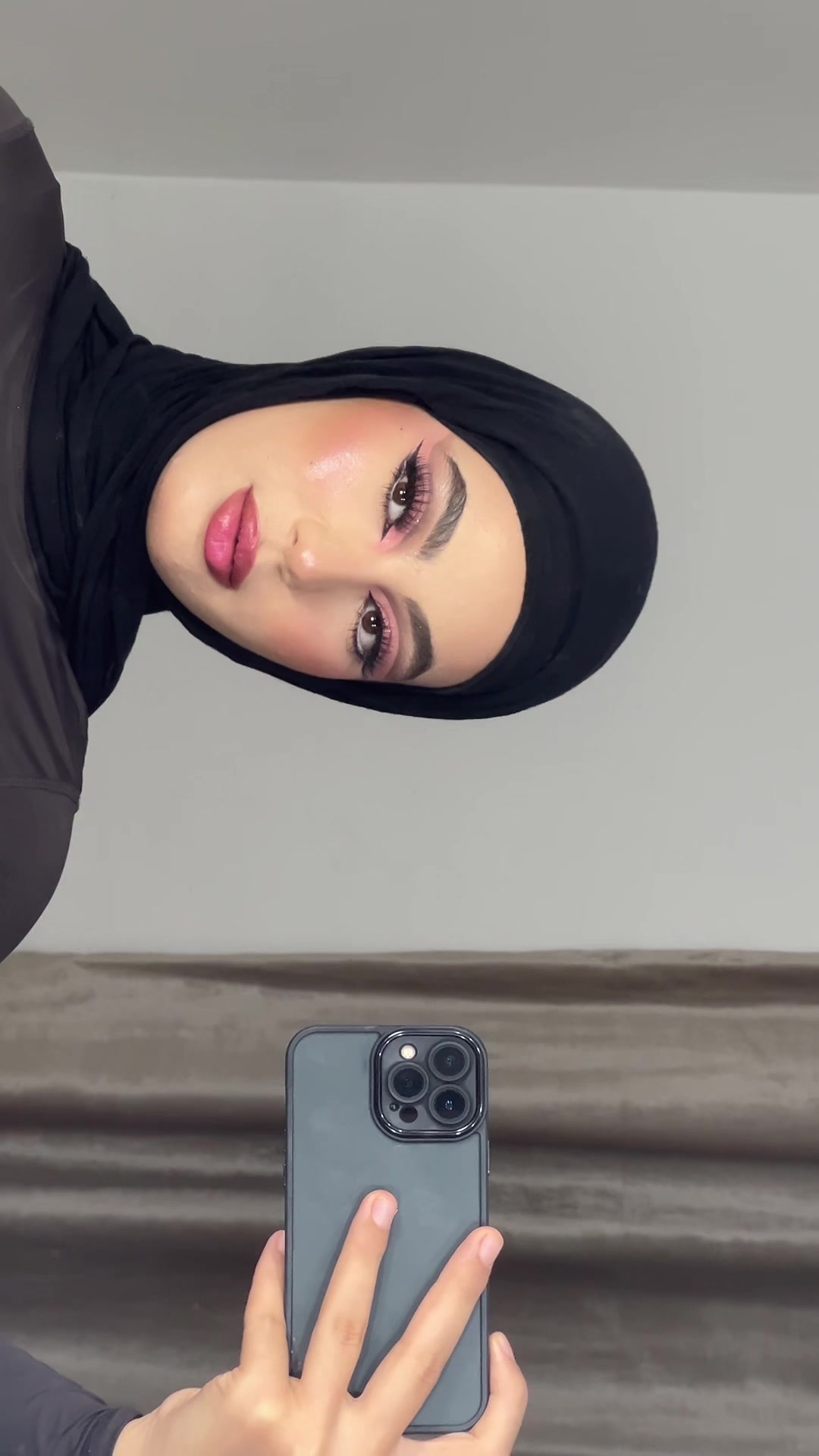 @Makeup artist ملك