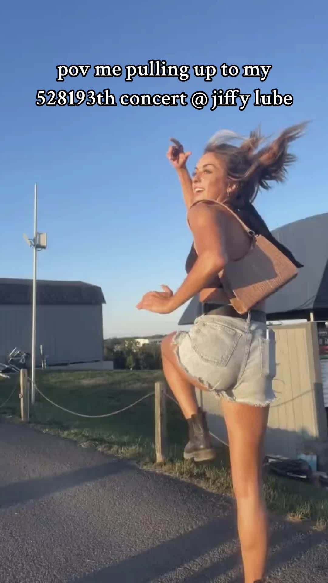 @sydneyspezzano