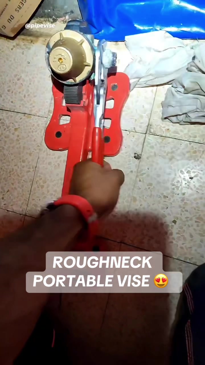 @Pipe Vise