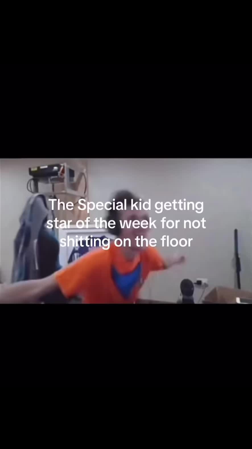 @Random_Funnyshit