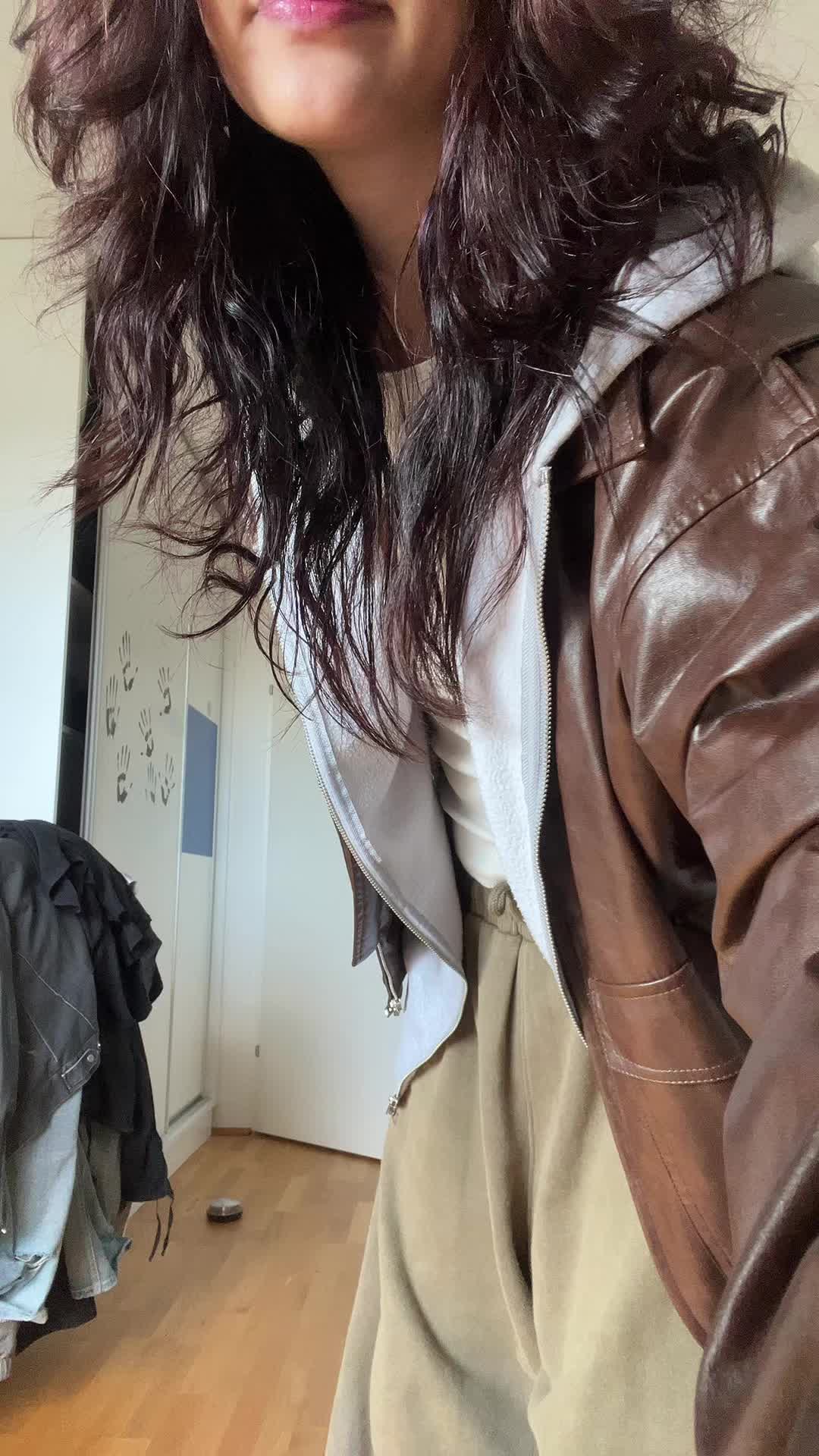 @leehoyoung
