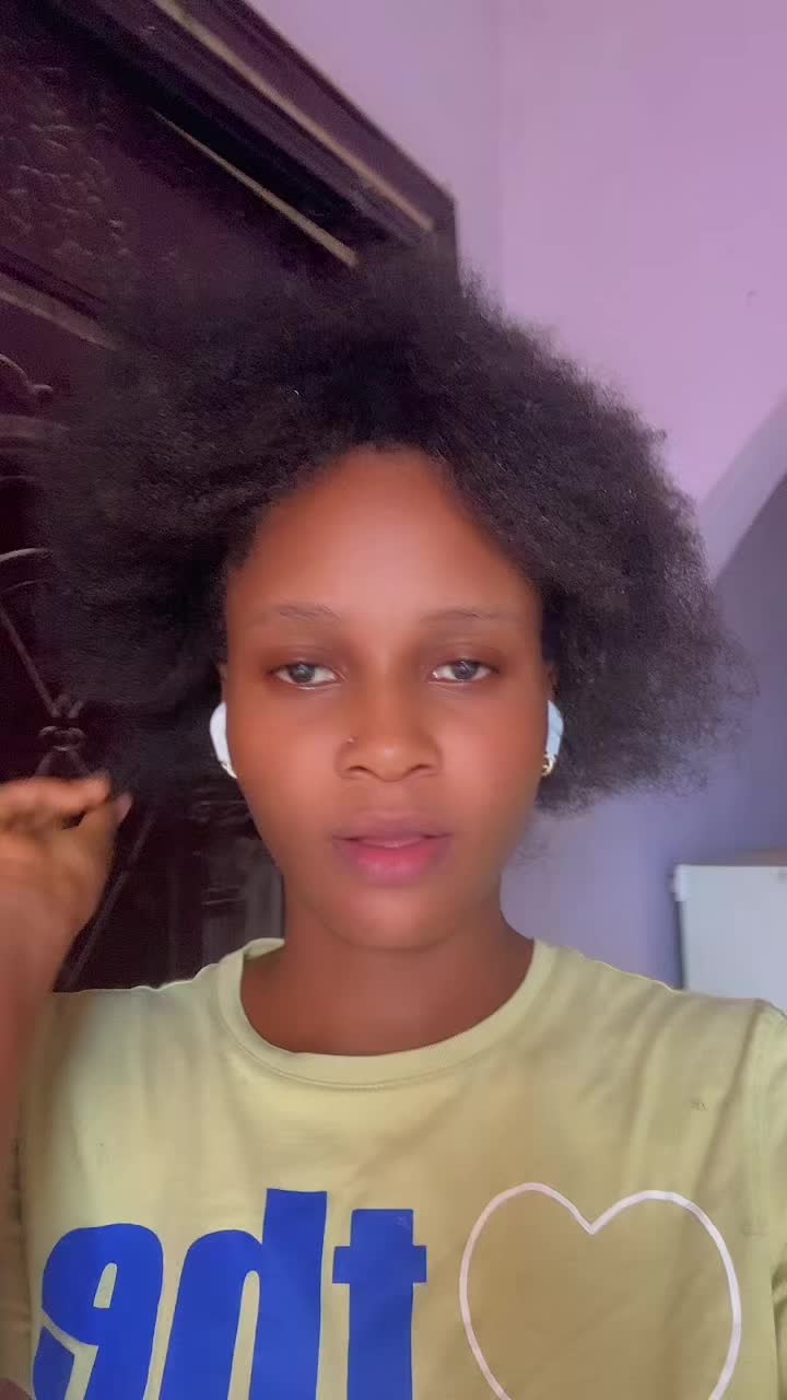 @Queen👑