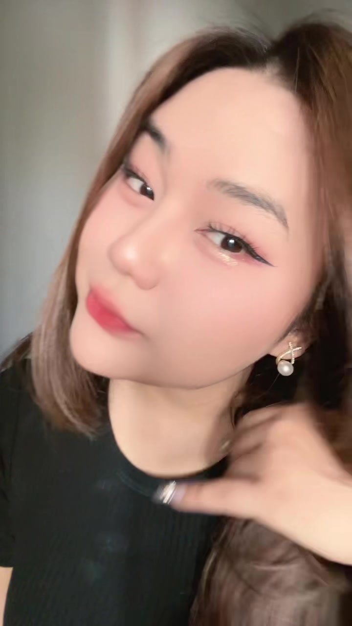 @itsmeyourcrybaby