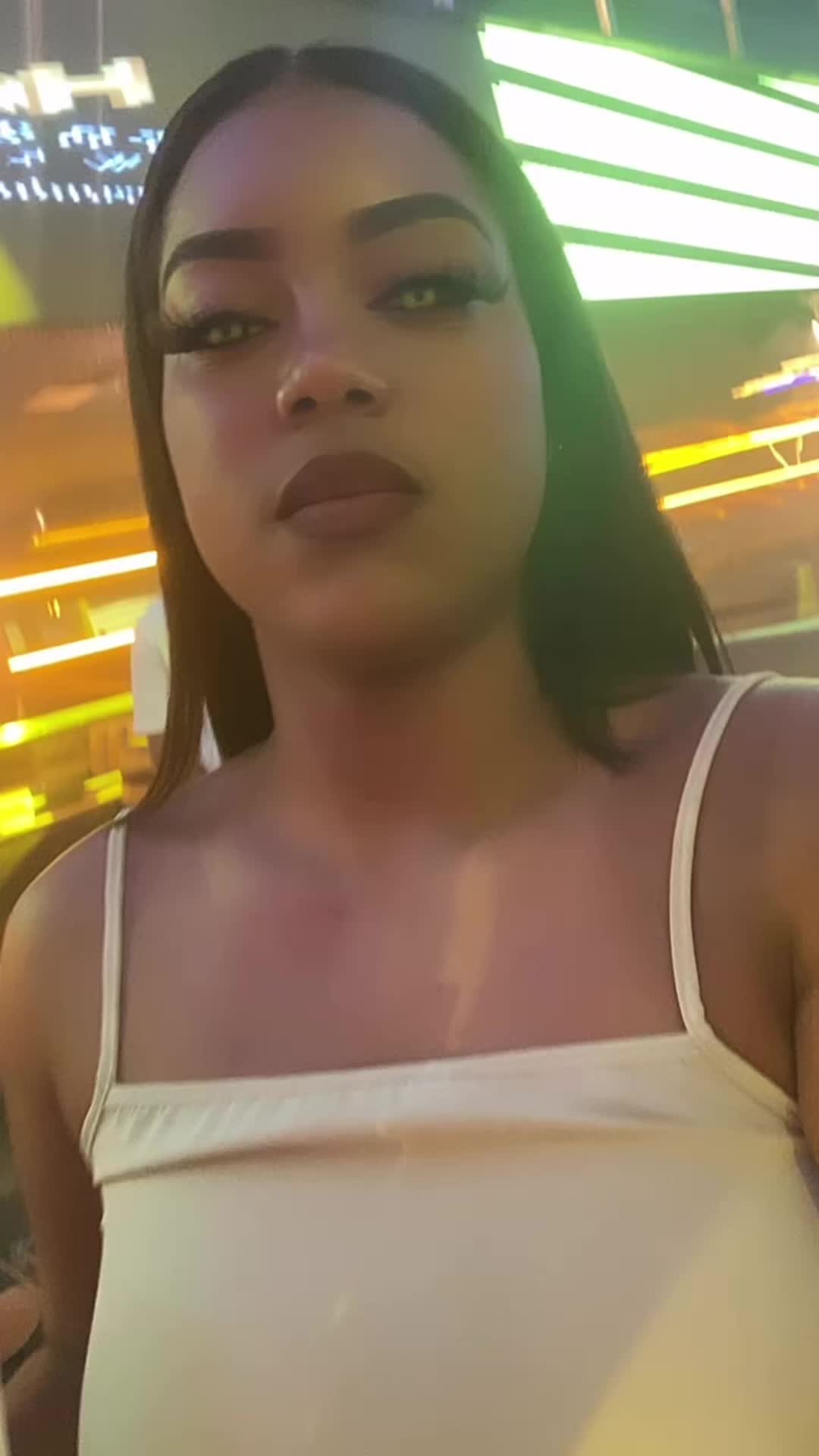 @NAROLYN MARIA