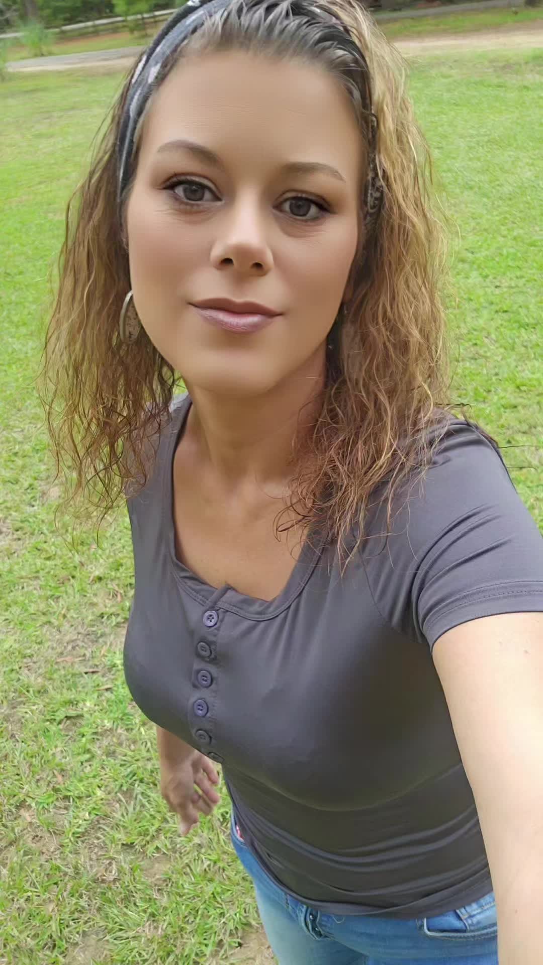 @Foxyroxy