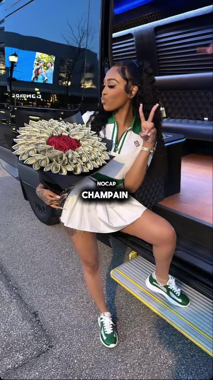 @👸🏽