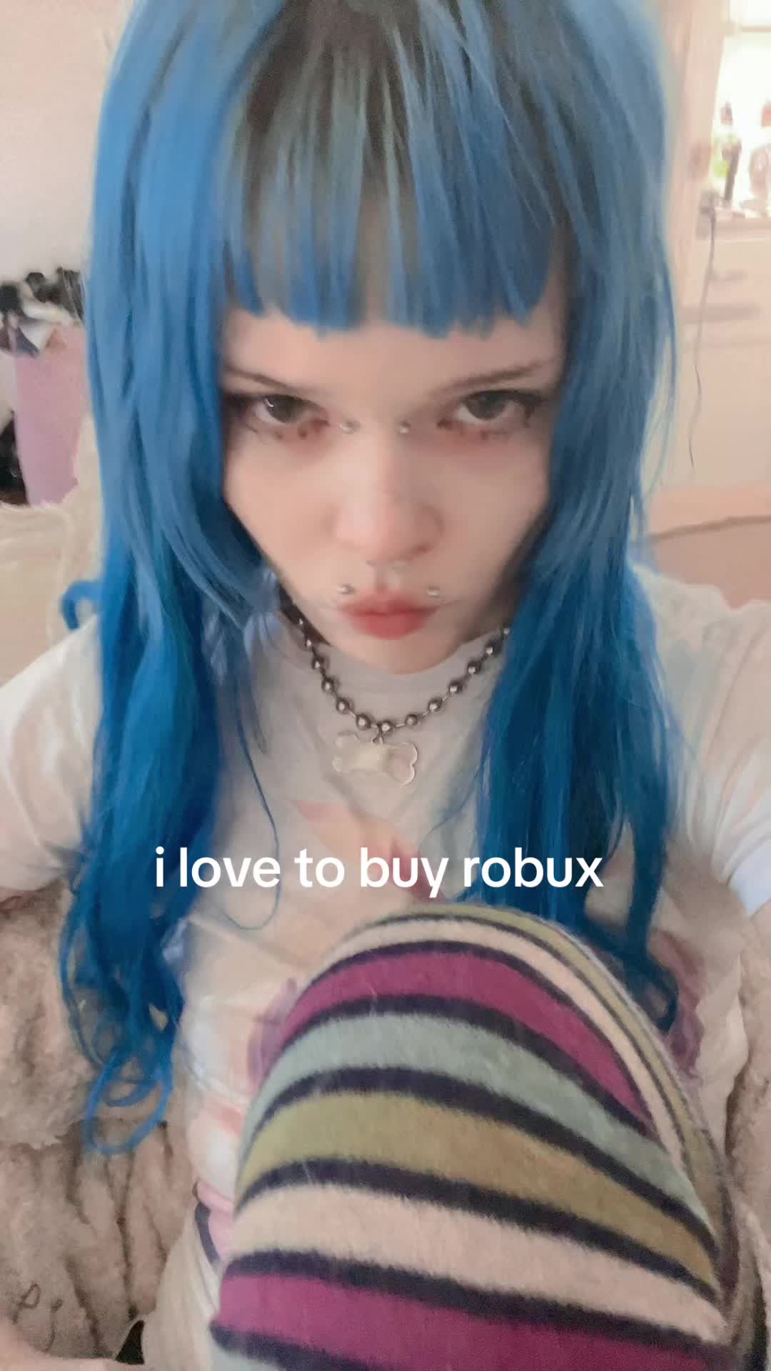 @kneesock