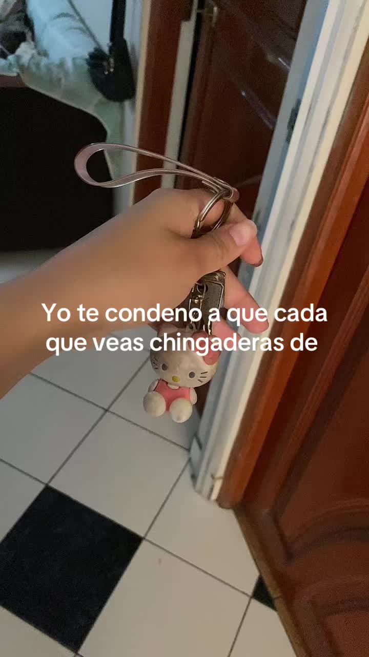 @jenninluv >|<