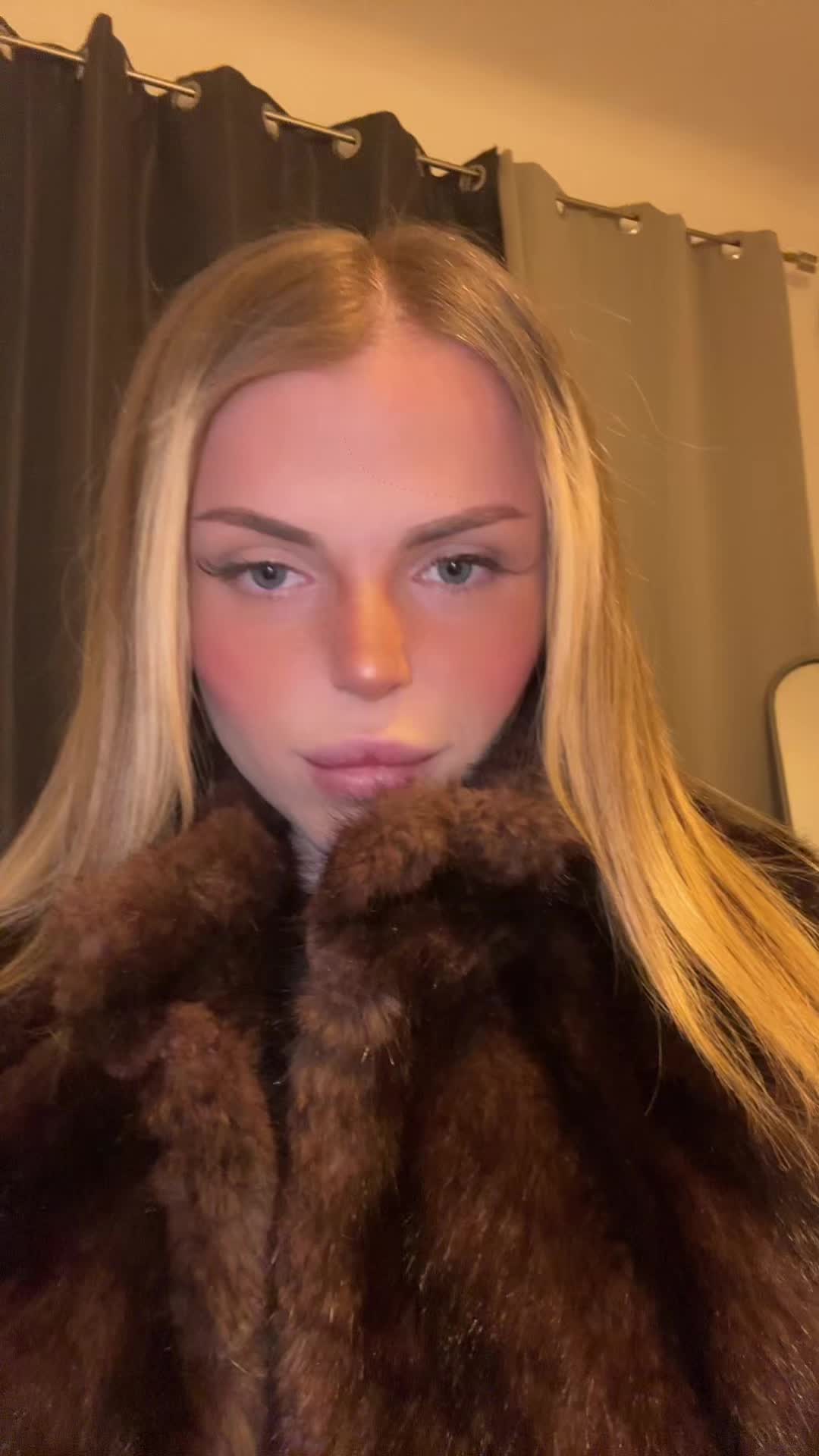 @𝔅𝔦𝔞𝔫𝔠𝔞