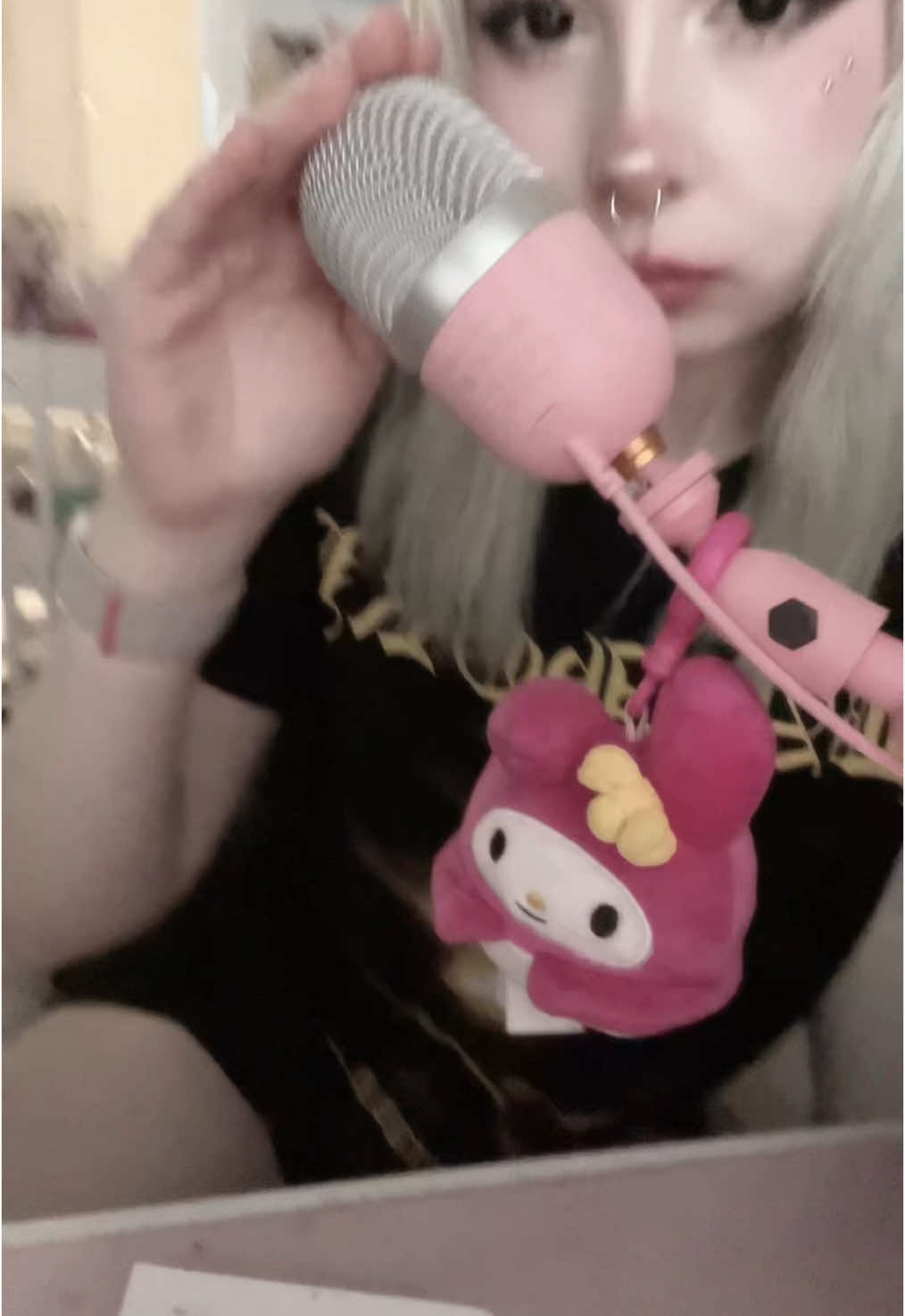 @pikkujanica