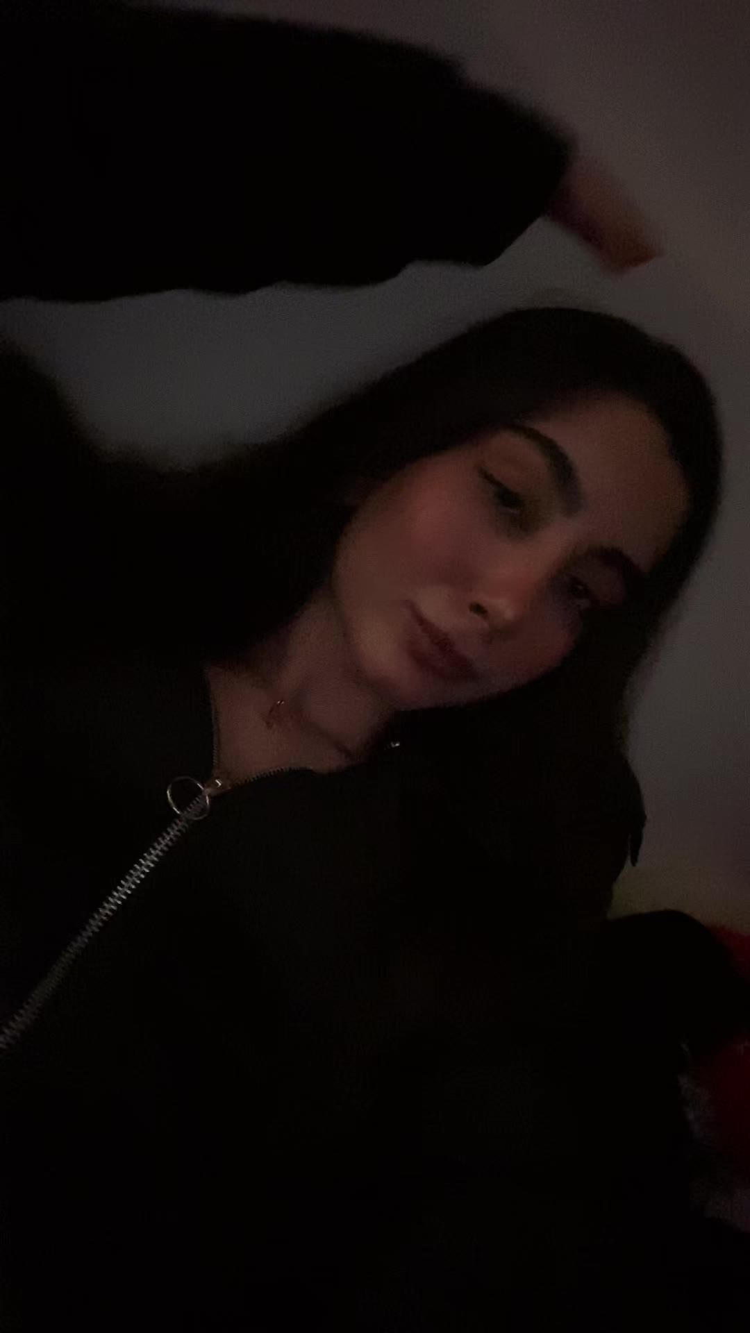 @Mobina__rh