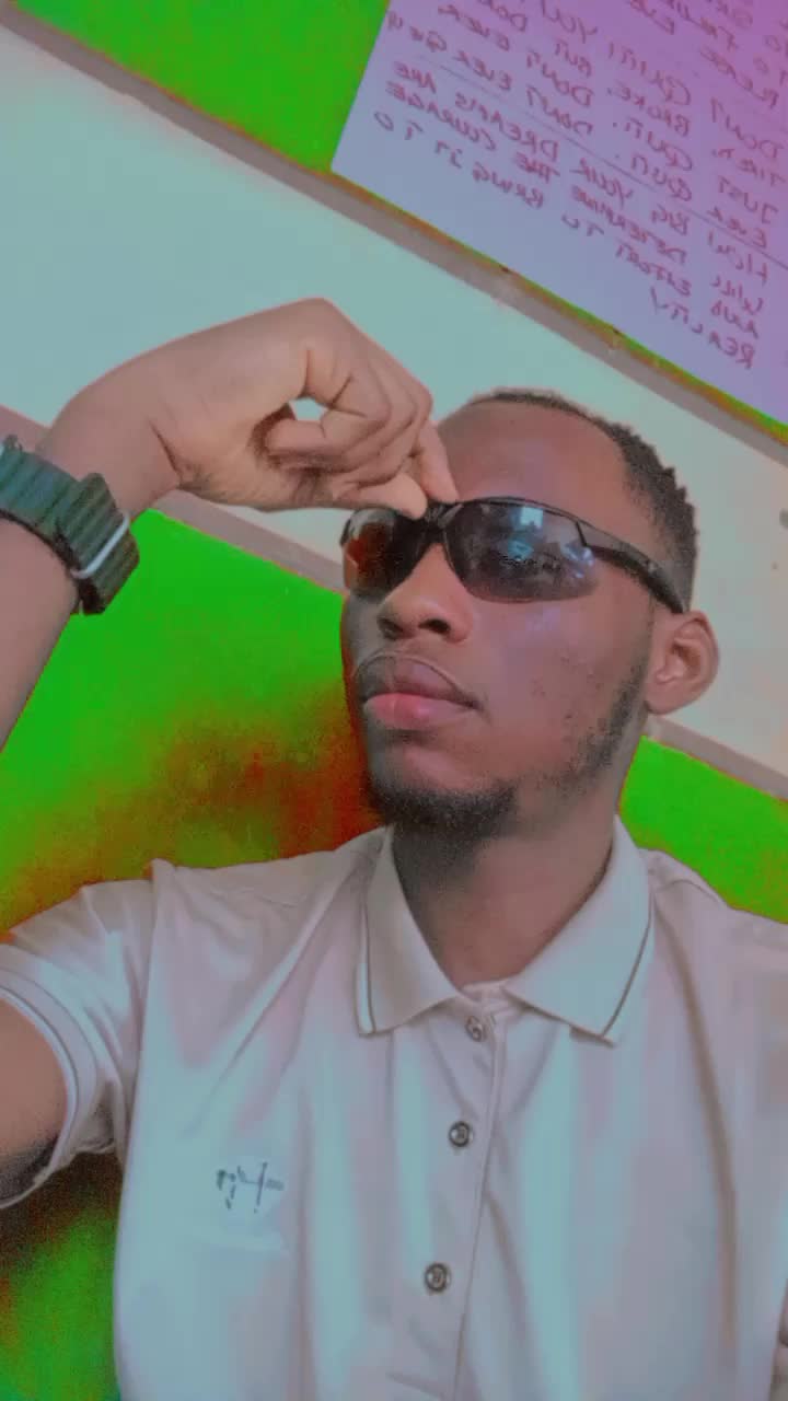 @Graphics and digital marketer