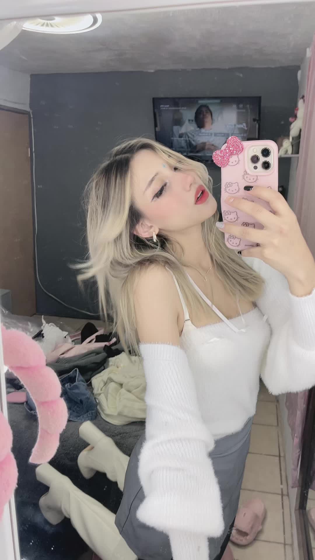 @lelepoxy