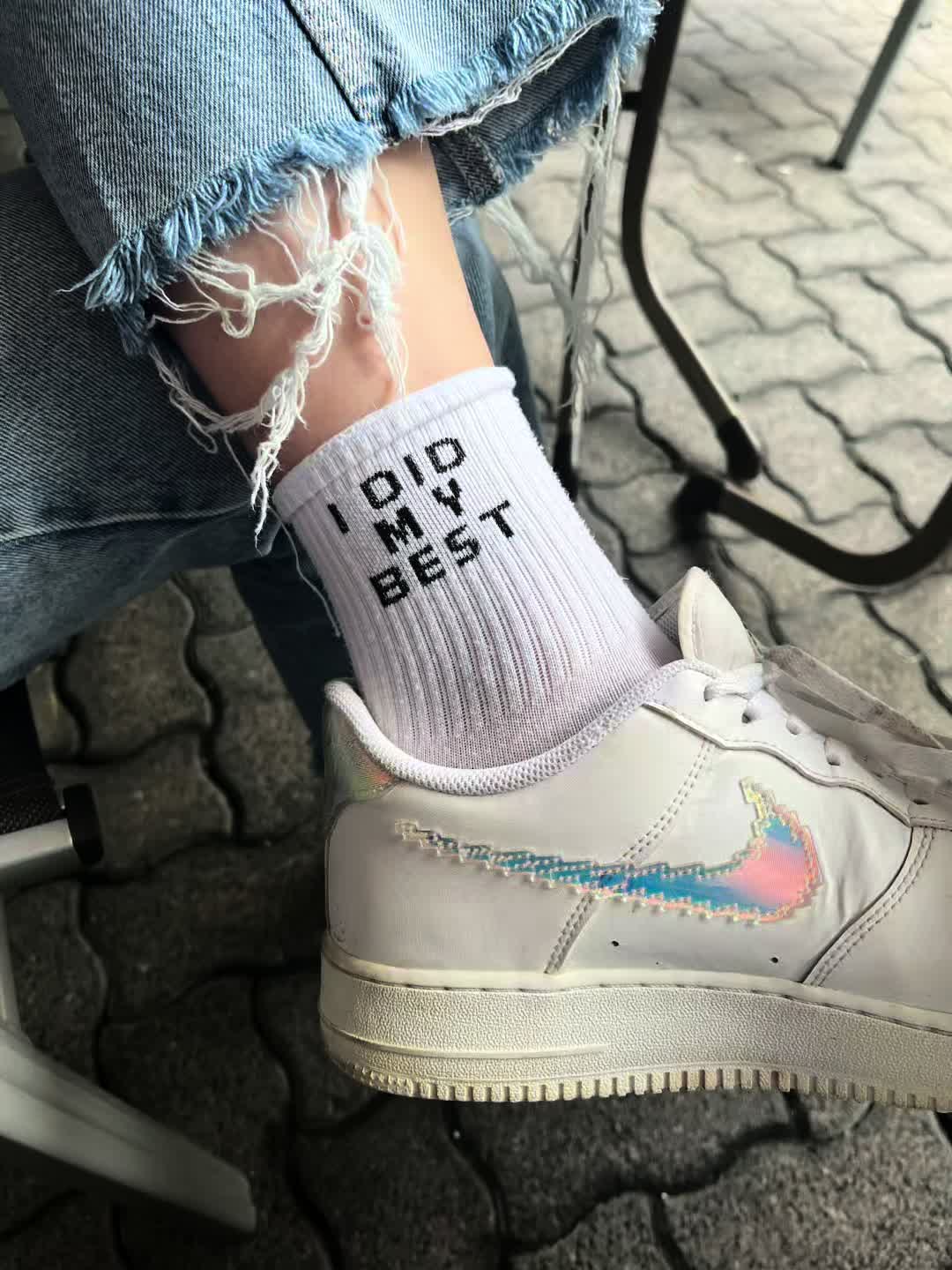 @Lara