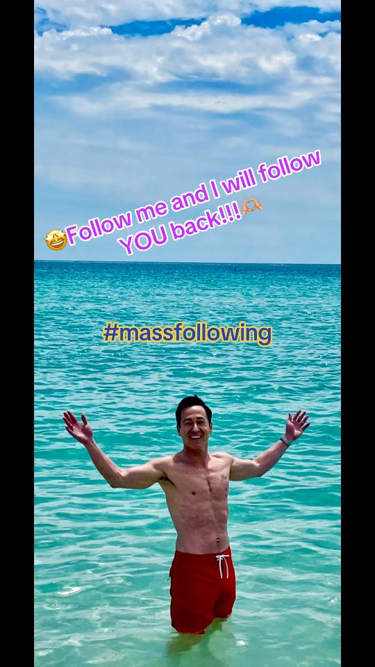 @DocSammyHoliday