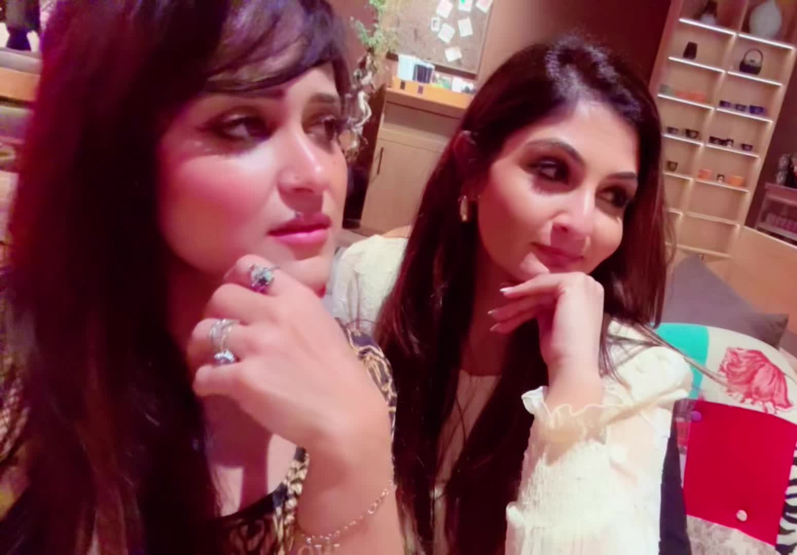 @SakhiSaheliaan