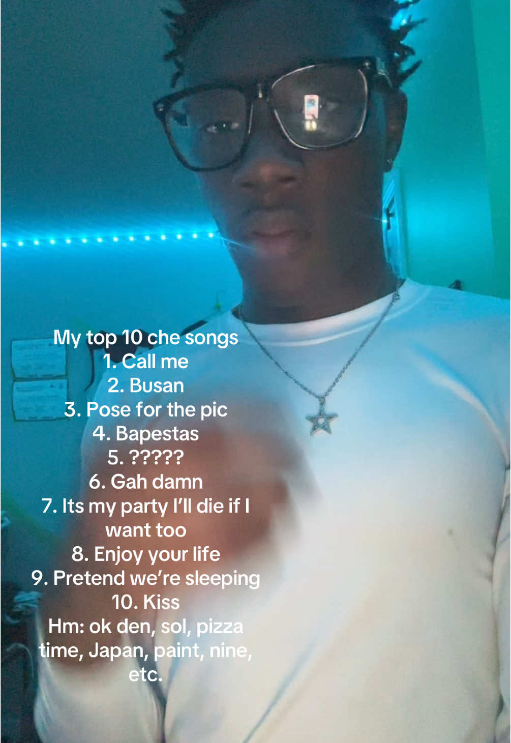 @B&Ouml;MB $H&Ecirc;LL