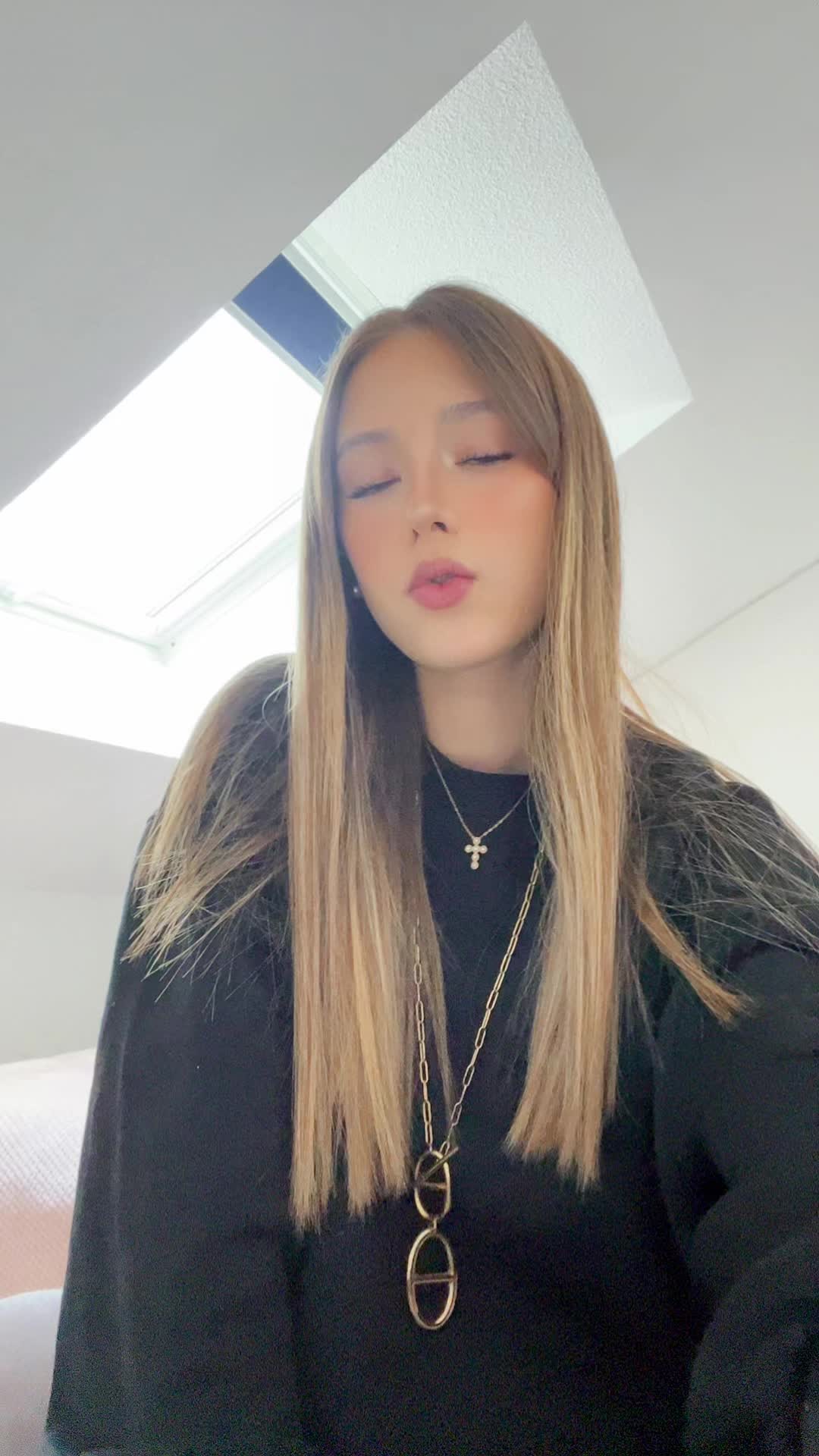 @𝙰&rsquo; 🍒
