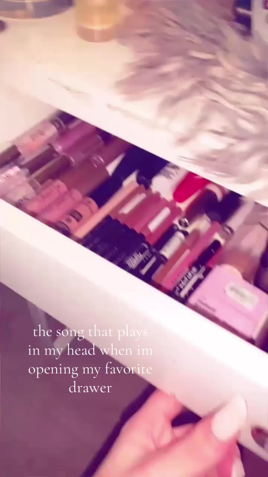 @𝑬.𝑳