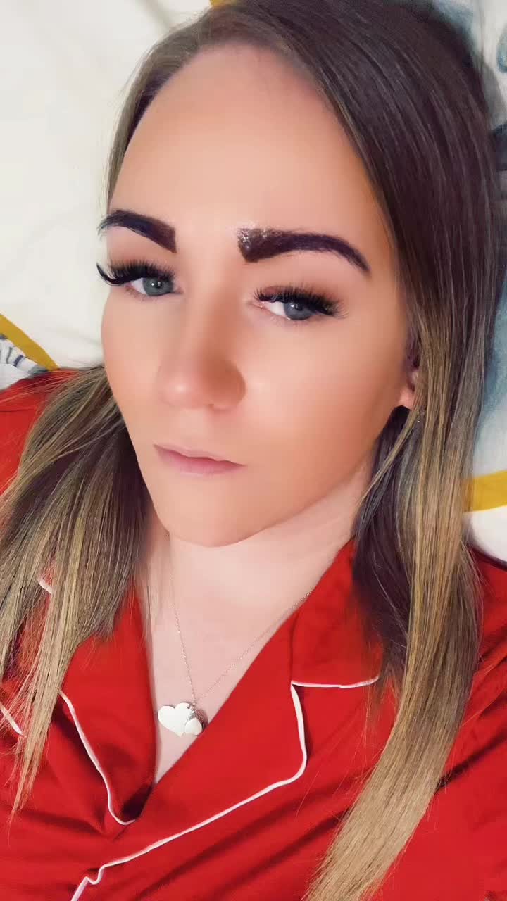 @KB 💋💫