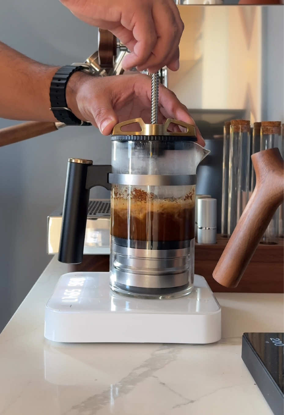 @elmaslcoffee