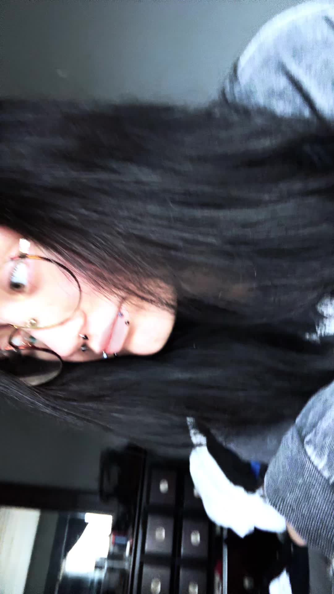 @B🖤