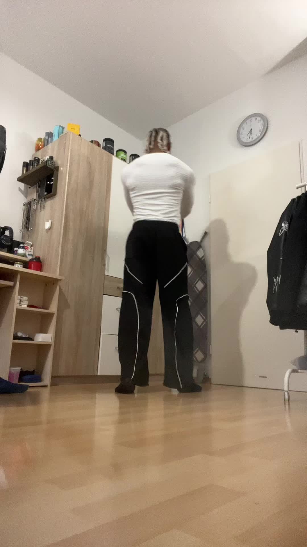 @Phoenikxx