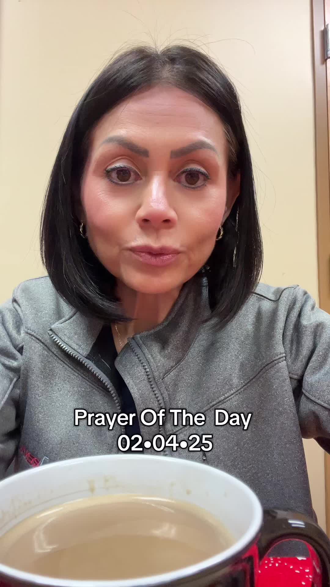 @yvonne.ghalleb ✝️