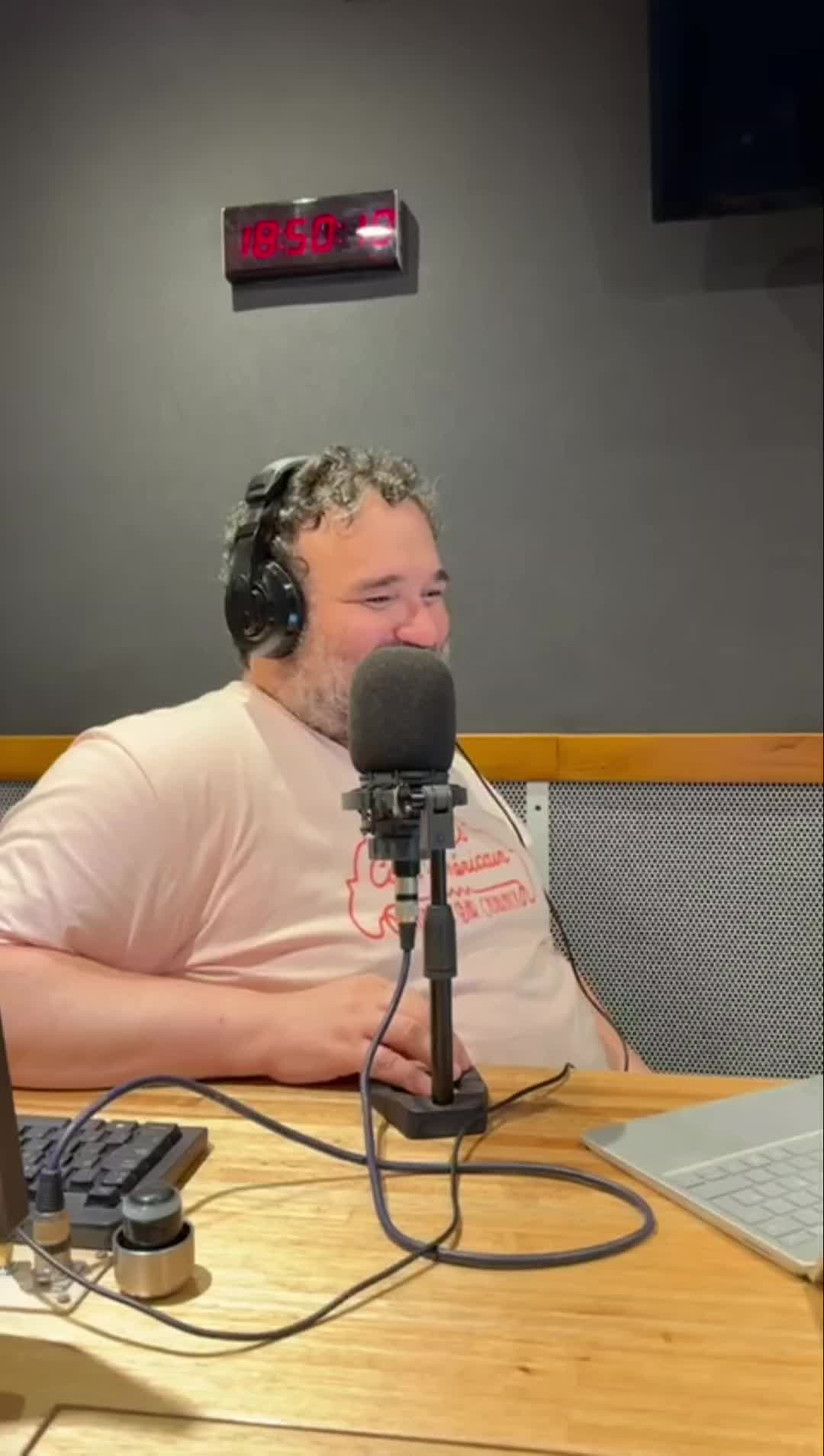 @Sebasti&aacute;n De Toma