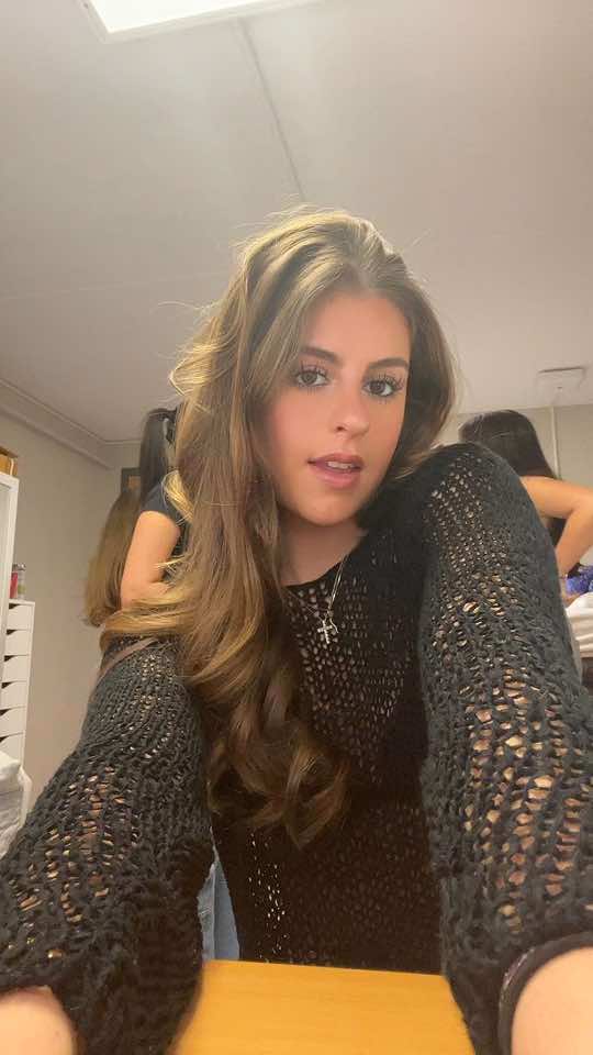 @juliaschiliro