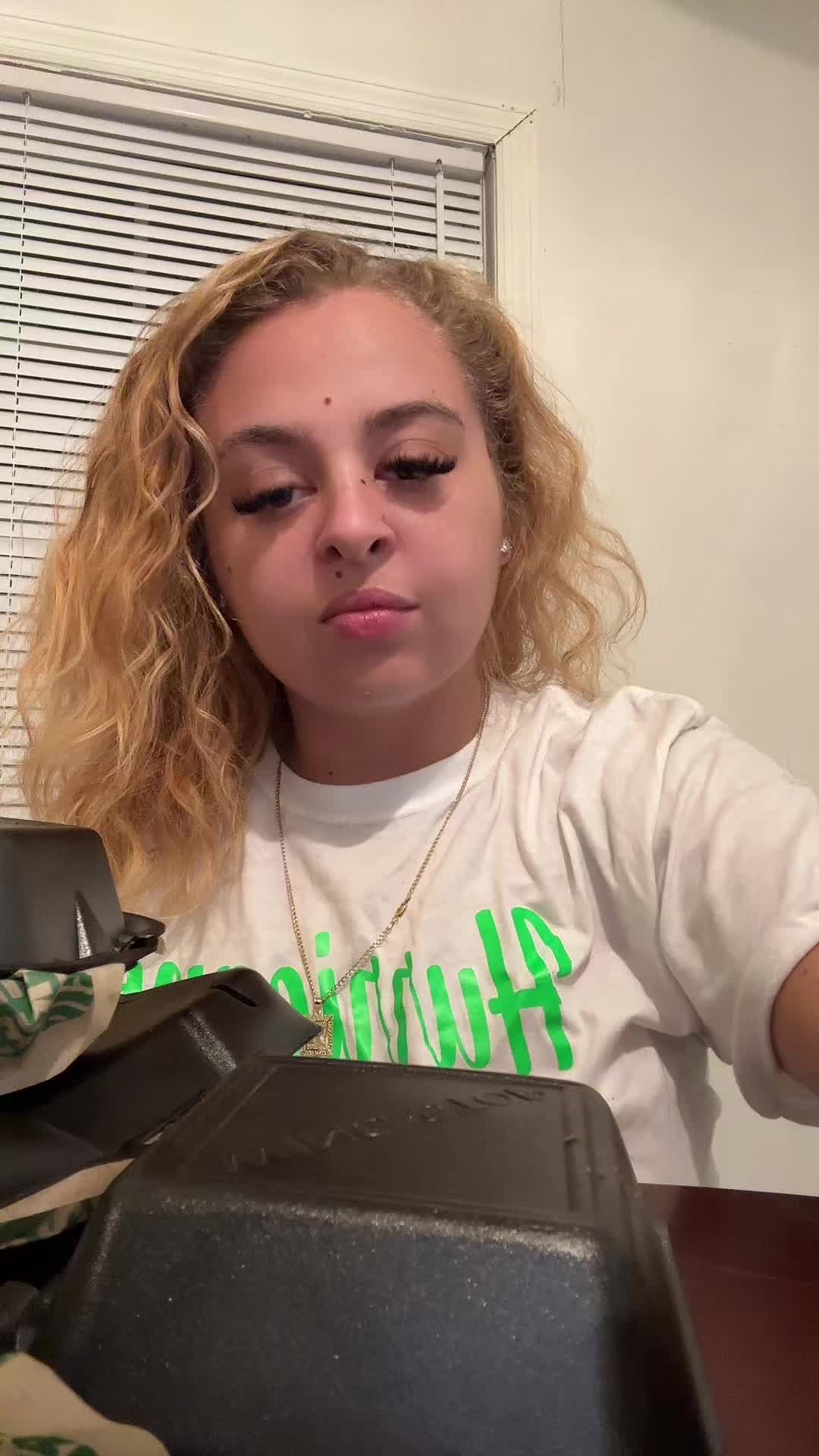 @bellasocountry