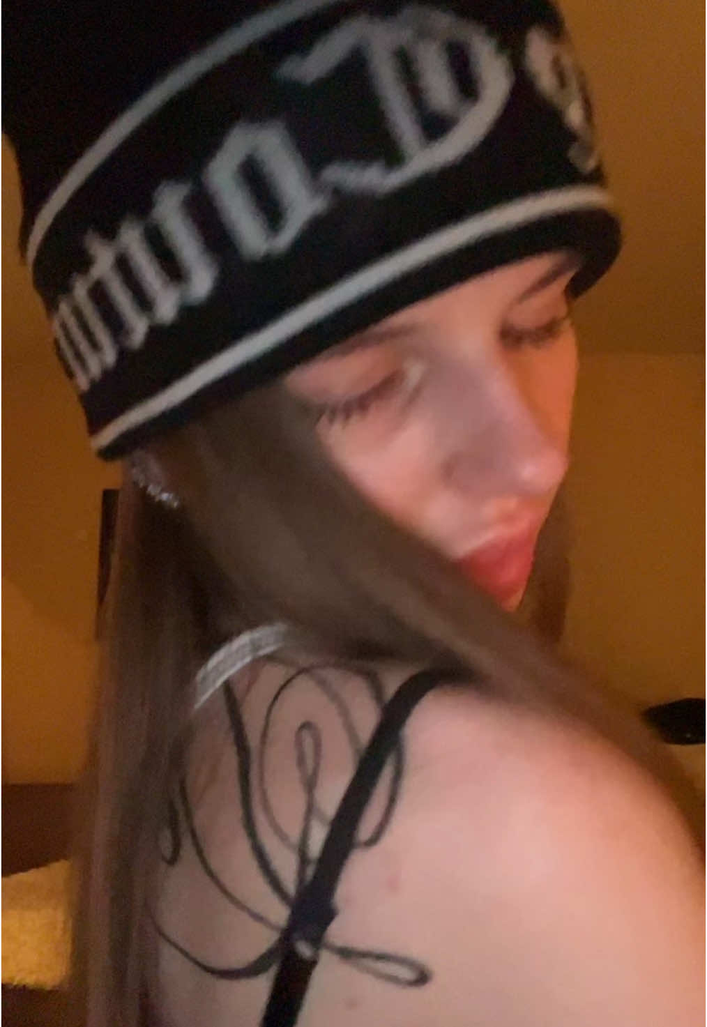 @$