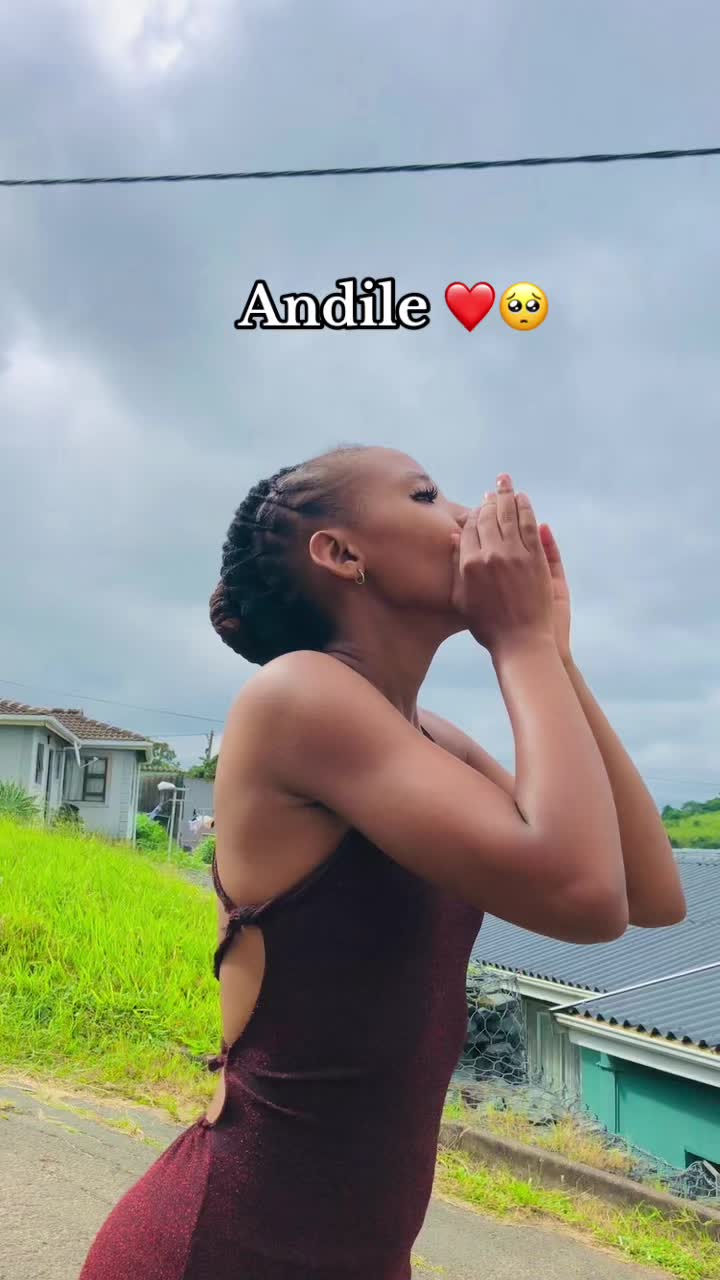 @LusandaMajobe❤️