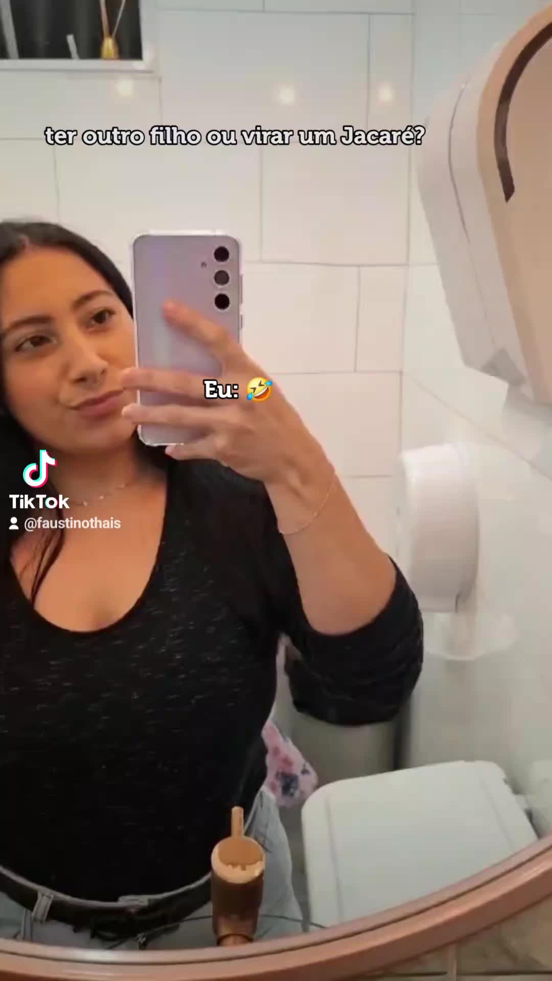 @Tha&iacute;s🍒