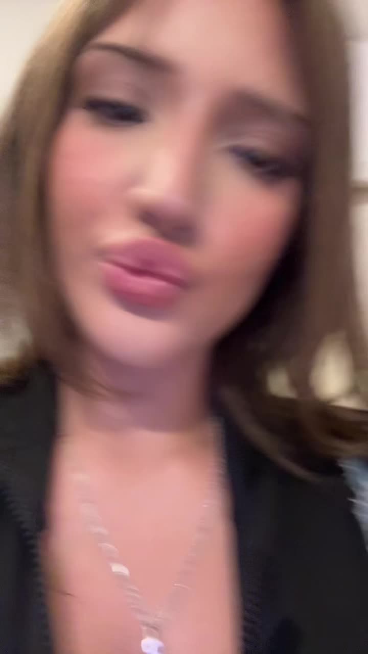@lalyy