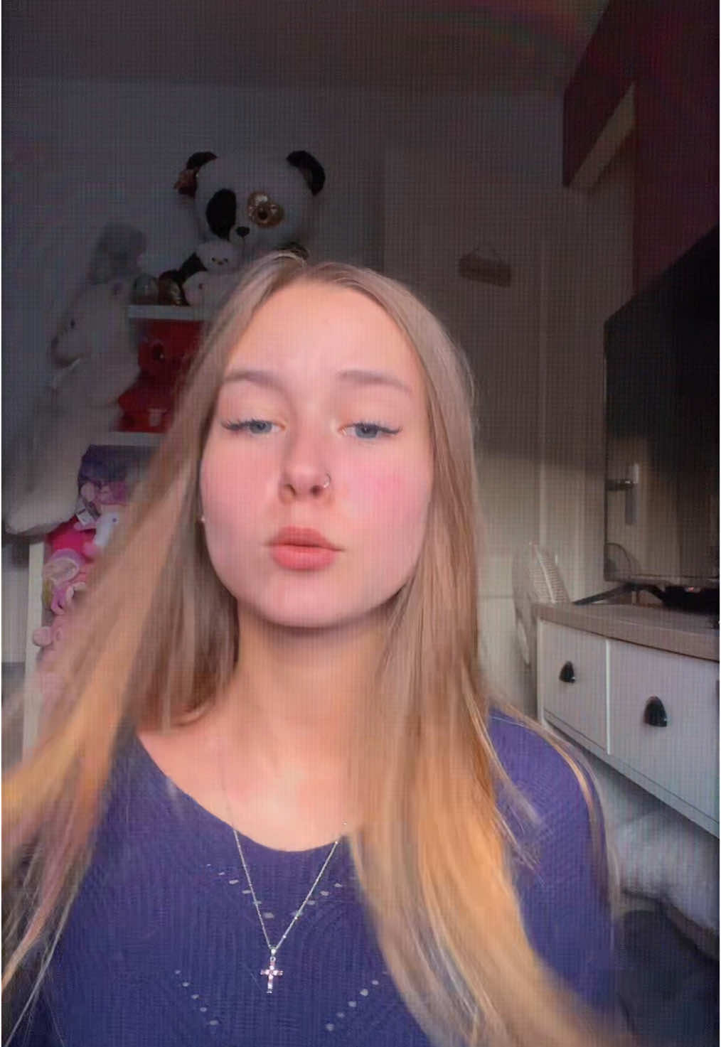 @𝐠𝐰𝐞𝐞🧸