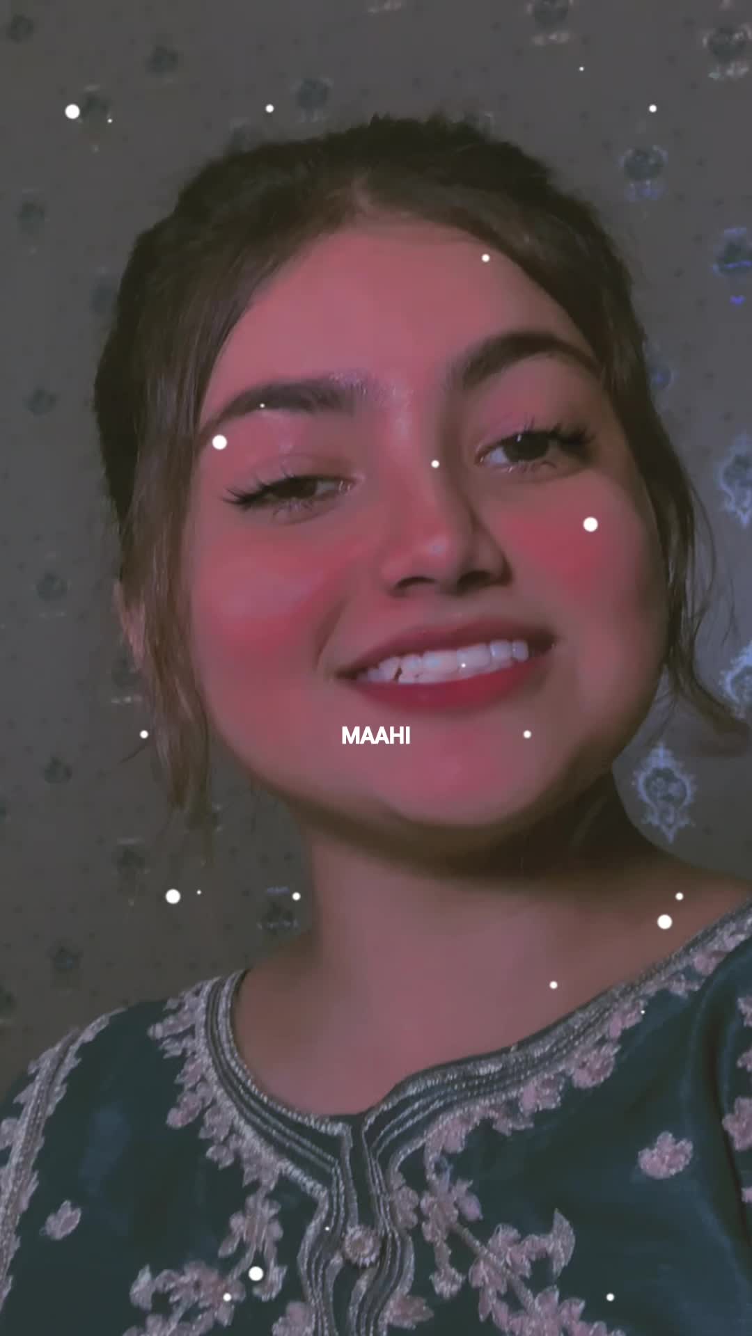 @MAAHI QUEEN 👑