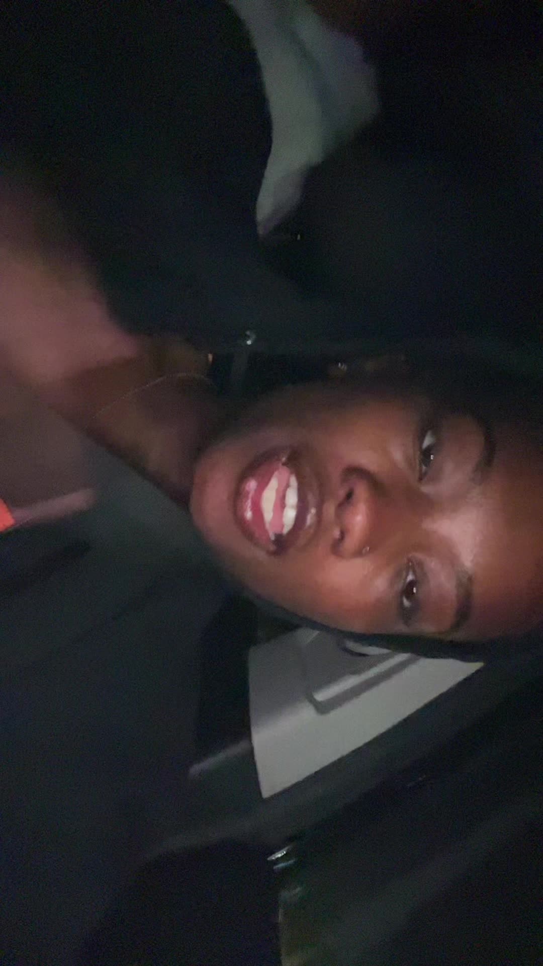 @Raaaeeeee