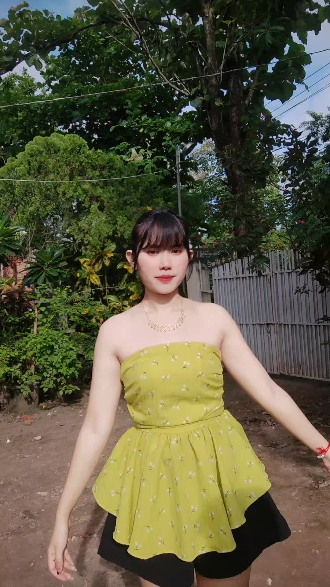 @Hnin Htet Aung