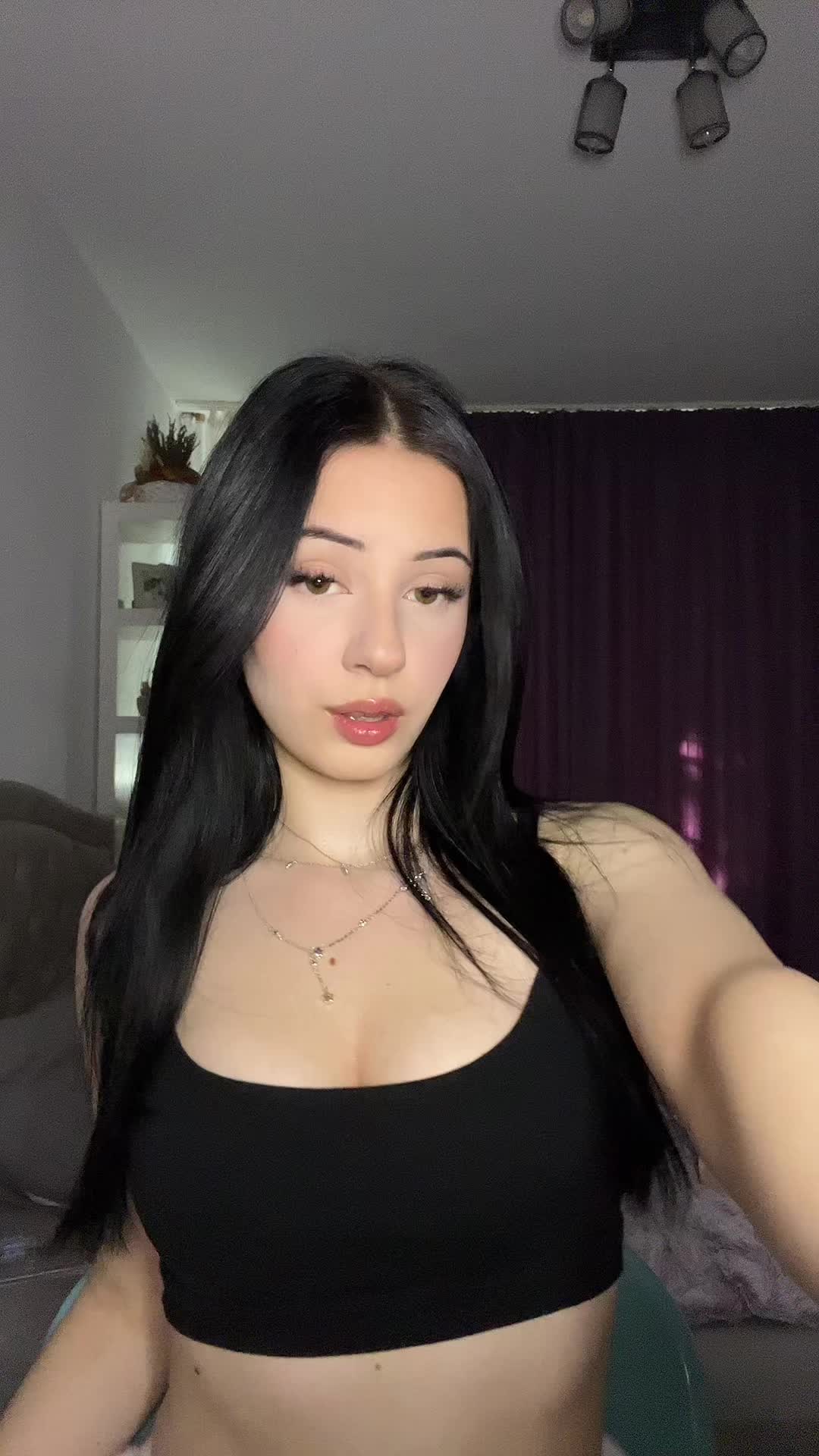 @iulia