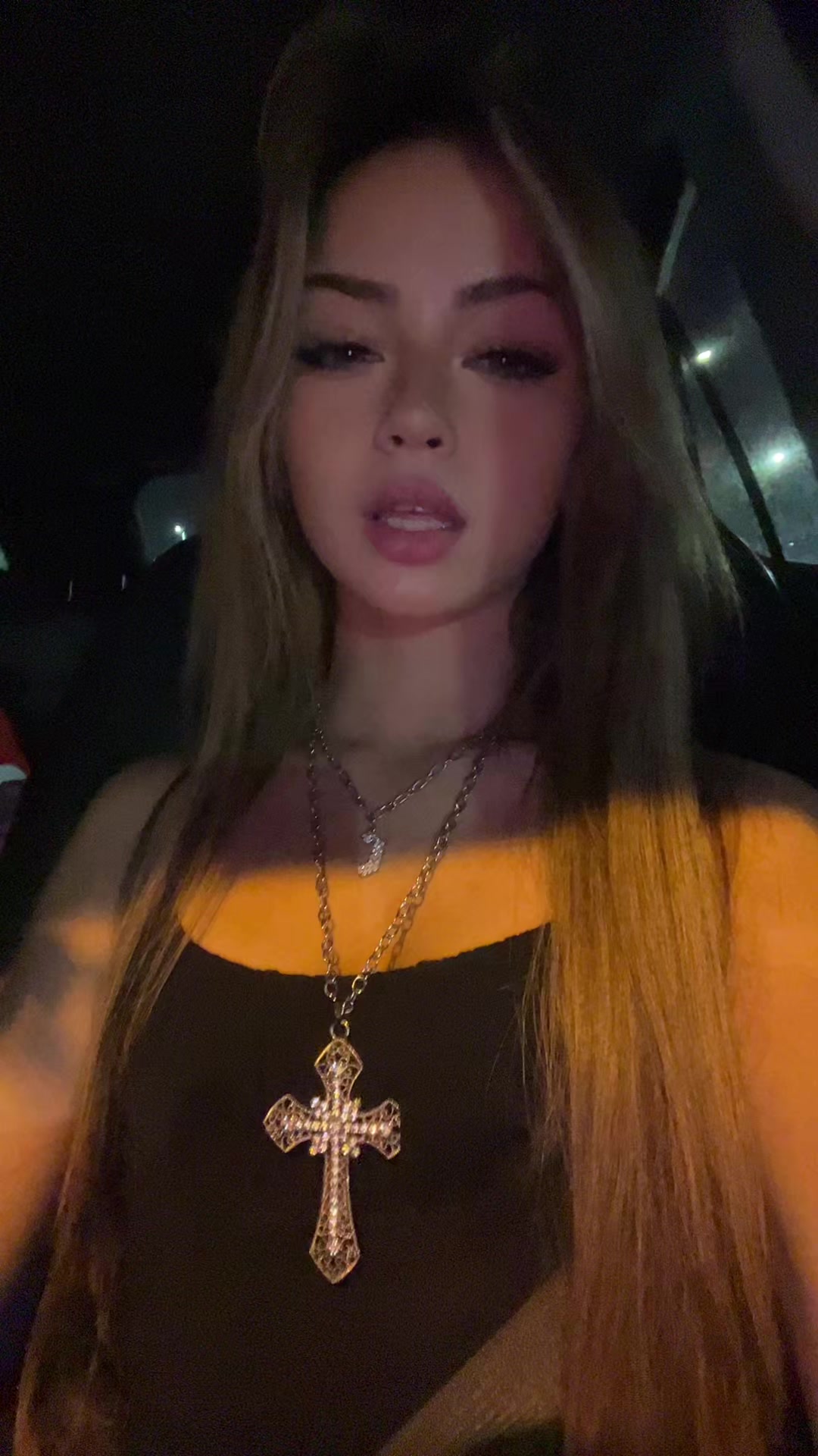 @carobrat