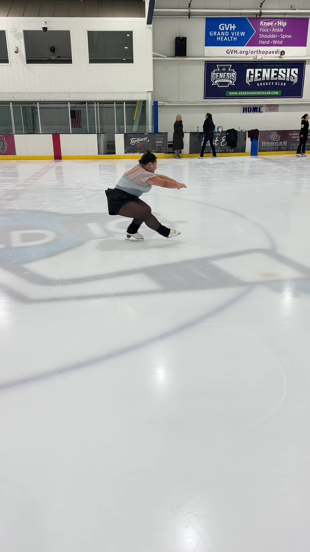 @Laine on ice⛸️🧚🏼&zwj;♀️