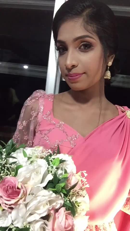 @salon U & Me poththapitiya